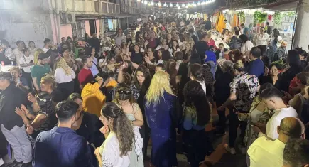 İzmir haber: Hıdırellez şenliğinde baharın gelişi kutlamalarla karşılandı