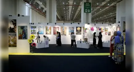 İzmir’deki sergi geliri Gazze ve Ukrayna çocuklarına yardım olacak