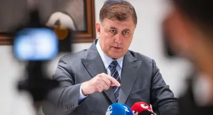 Tugay’dan İmamoğlu’nun erişim engeline sert tepki: Daha yüksek sesle konuşacağız!