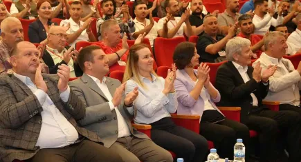 Sendikanın seçimine katılan Mutlu’dan başkana tebrik