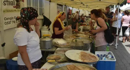 Urla’da Geleneksel Gülbahçe Arnavut Böreği Şenliği başlıyor