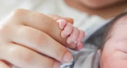 İzmir’de doğurganlık hızı alarm veriyor: Yenilenme seviyesinin çok altında