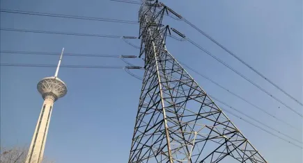 İran’da aşırı tüketim krizi: Bin 103 evin elektriği kesildi