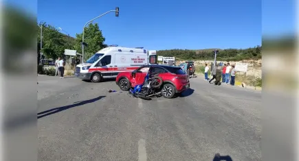 İzmir'de kaza: Motosiklet sürücüsü ağır yaralandı