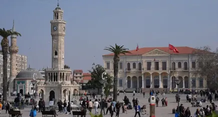 İzmir’de sıcaklık 30 derecenin üzerine çıkıyor