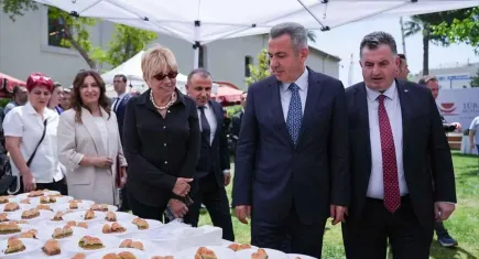 Türk Mutfağı Haftası'nda İzmir'in geleneksel lezzetleri ziyaretçilerle buluşuyor