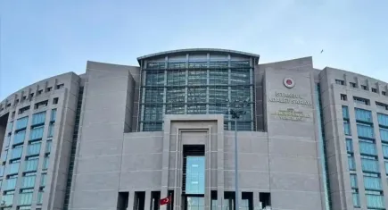 İBB operasyonunda 3. dalga: 20 şüpheli adliyede! Aralarında Çeşme Belediye Başkan Yardımcısı da var