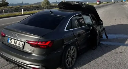 İzmirli eski vekil trafik kazası geçirdi