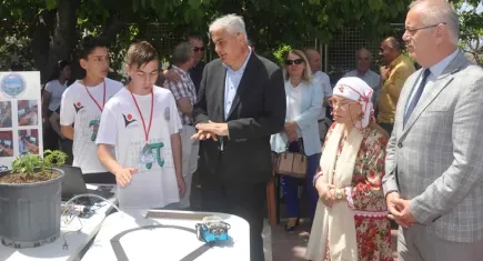 TÜBİTAK Bilim Fuarı’nda genç beyinlerden yaratıcı projeler