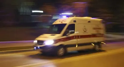 İzmir'de evde çıkan yangında yaralanan kişi hastanede hayatını kaybetti