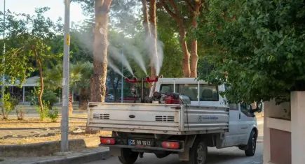 Gaziemir’de sivrisineklere karşı yoğun mücadele