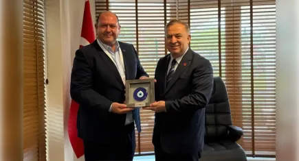 Başkan Çiçek Ankara’da projelerini anlattı
