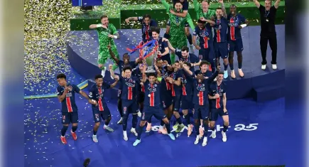PSG tarihi farkla Şampiyonlar Ligi’nin şampiyonu oldu