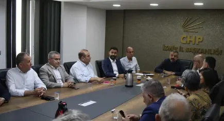 CHP İzmir örgütünden Başkan Tugay’a destek