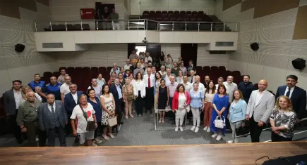 Karşıyaka’da vatandaş buluşmaları sürüyor: Mahallelinin sorunları yakından dinleniyor