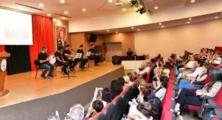 Çiğli’de Ahmed Arif,  şiirlerle ve türkülerle anıldı