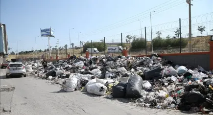 İzmir'de Ayakkabıcılar Sitesi'nde sanayi atığı alarmı