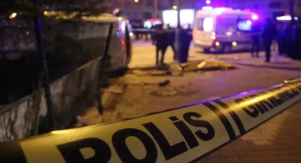 İzmir'de komşu dehşeti: Tartışma kanlı bitti