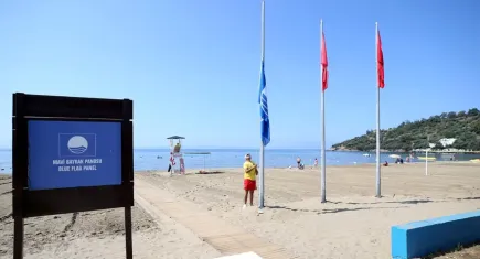 İzmir'in mavi bayraklı plaj gururu