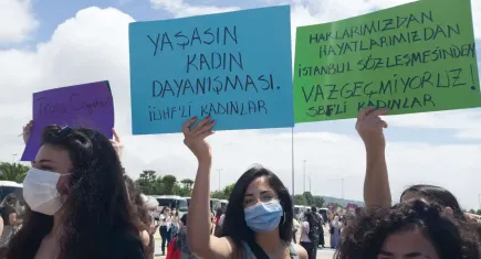 Kadın örgütleri: Aile Yılı maskesiyle kadın düşmanlığı