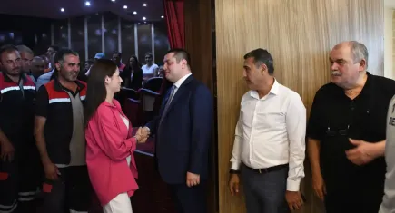 Torbalı Belediyesi’nde bayram coşkusu: Personele ikramiye müjdesi