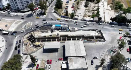 İzmir'de hastane yolcuları için özel yaya tüneli