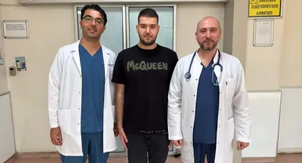 İzmir'de kalbi 6 kez duran genç ikinci hayata uyandı