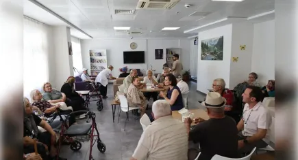 Başkan Kınay’dan huzurevi sakinlerine ziyaret