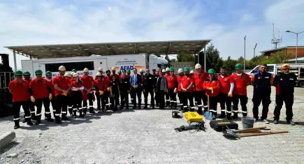 Bornova'nın ilk arama kurtarma ekibi 'BAK' göreve hazır