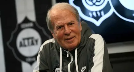 Altay’da borç krizi: Mustafa Denizli’den destek bekleniyor!