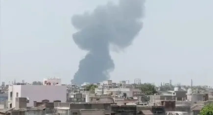 Hindistan'da katliam gibi kaza: Düşen uçaktaki 204 kişi hayatını kaybetti