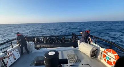 İzmir haber: Foça’da 41 düzensiz göçmen kurtarıldı