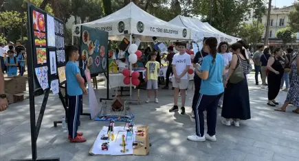 Tire'de öğrencilerin yazdığı kitaplar tanıtıldı