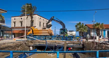 Çeşme Çiftlikköy Deresi tertemiz
