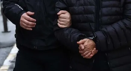 Hastaların ameliyat tarihini öne çekme vaadiyle haksız kazanç sağladılar: 11 kişi yakalandı