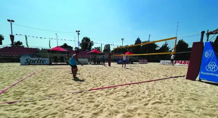 İzmir’de voleybol şöleni 