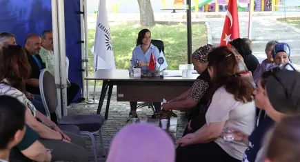 Karabağlar’da açık ofis geleneği sürüyor