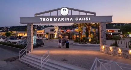 Sığacık’ta Yaz Konserleri Başlıyor: Teos Marina’da Efsane İsimler Sahne Alacak