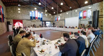 Başkan Tugay'dan turizm için yeni yol haritası!