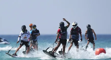 Dünya Motosurf Şampiyonası, Türkiye’de ilk kez Çeşme'de başladı