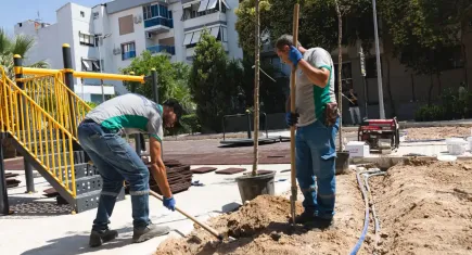 Balçova’da park yenileme ve çevre düzenleme çalışması 