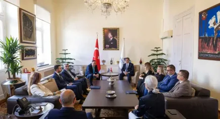 İzmir ve Selanik arasında dostluk köprüsü