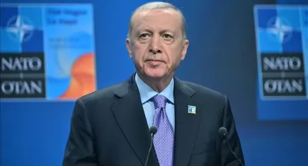 Cumhurbaşkanı Erdoğan'dan Orta Doğu vurgusu: Barış için herkes elini taşın altına koymalı”