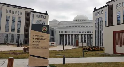 Yargıtay Cumhuriyet Savcısına saldıran iki sanığa hapis cezası