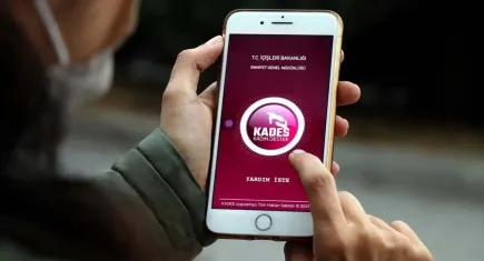 İzmir haber: KADES ihbarına giden polis memuru, kadının kocası tarafından bıçaklandı