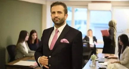 AK Partili Hakan Kalfaoğlu 'na saldırı  