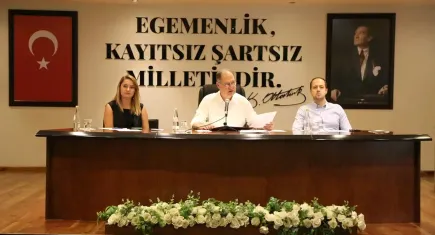 Efes Selçuk Meclisi’nde AK Parti’ye yatırım tepkisi: Hakkımızı alamıyoruz