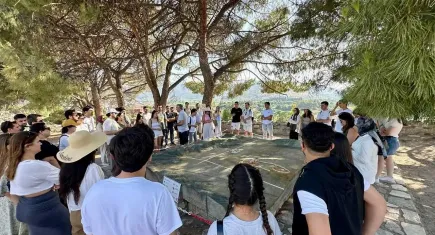 Gençler Efes’in büyüsünü gece müzeciliği ile keşfetti