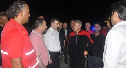 İzmir haber: Vali Elban’dan Ödemiş’teki yangına ilişkin açıklama| 2 mahalle tahliye edildi