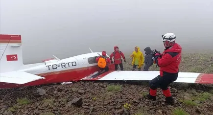 Kaçkar Dağları'nda düşen uçağın enkazına ulaşıldı: Pilot hayatını kaybetti